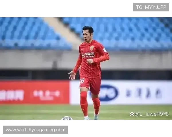 上海海港徐新妙传助攻，李明中路破门